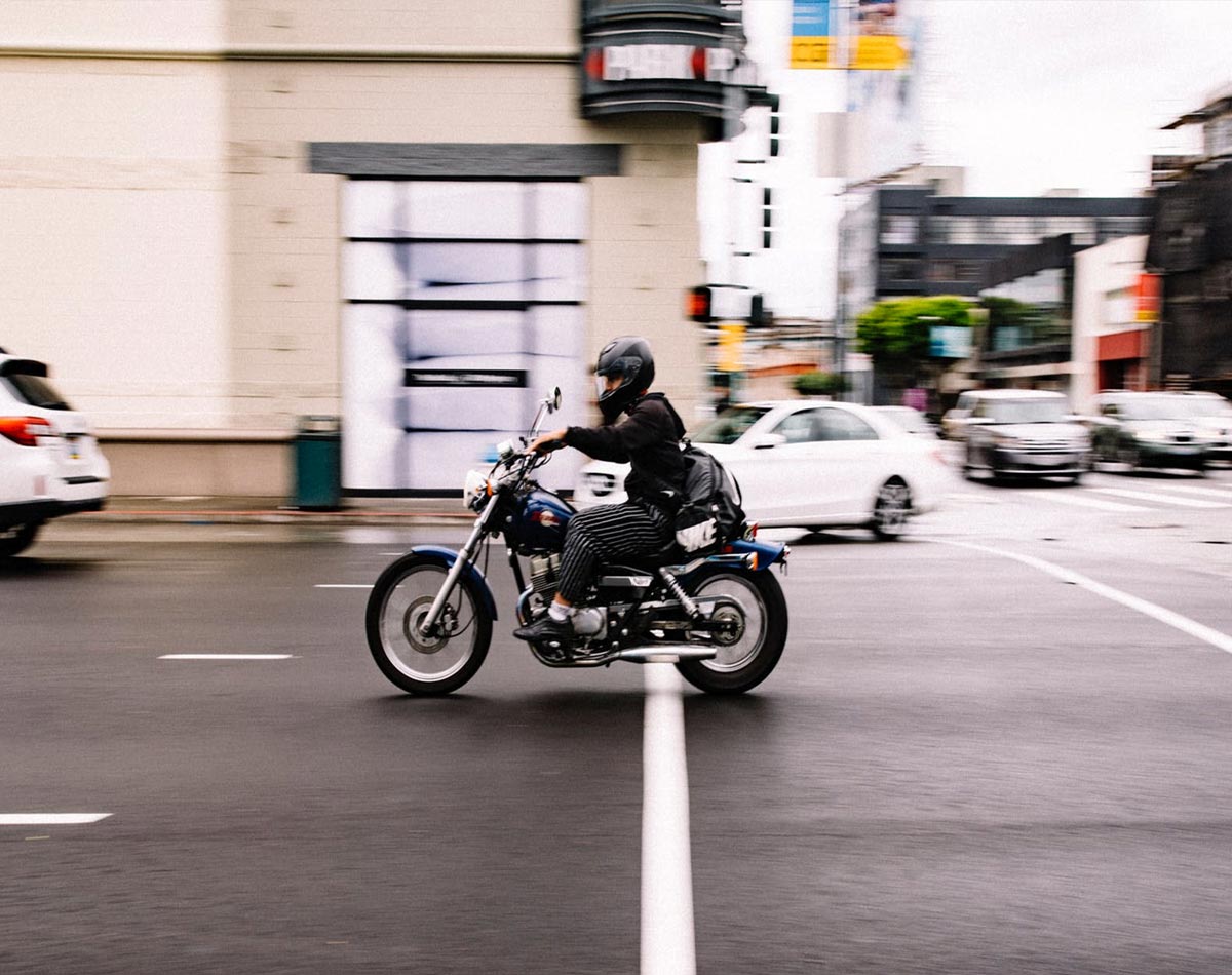 helping-other-drivers-spot-motorcyclists-on-the-road